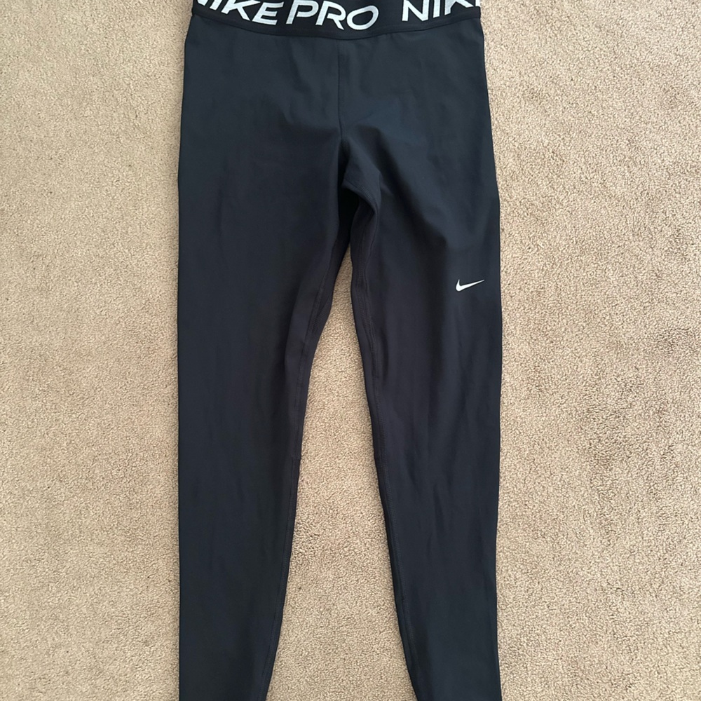 Nike Pro leggings
